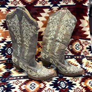 Corral Bohemian embroidered boots